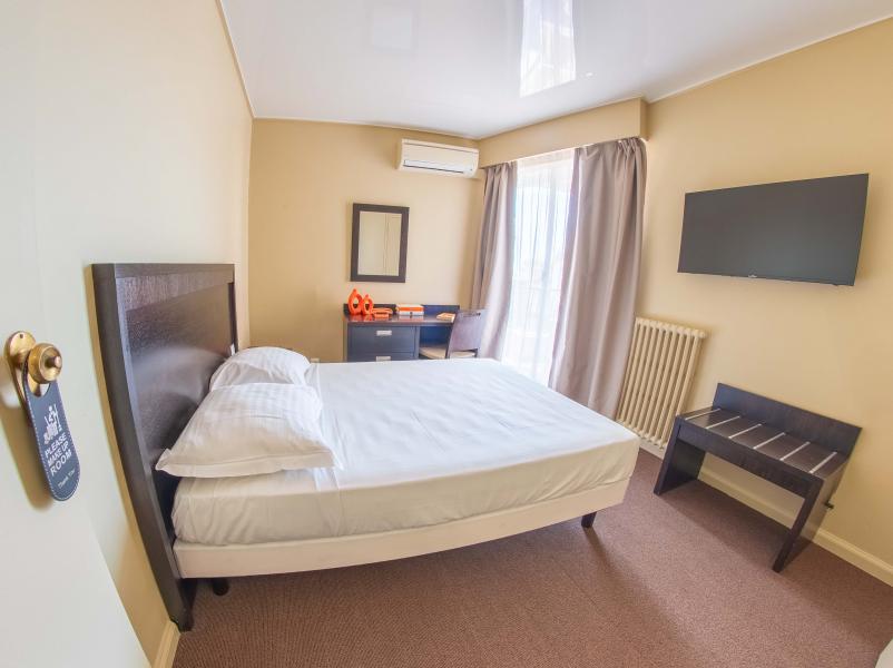 Hôtel Comte de Nice - Room